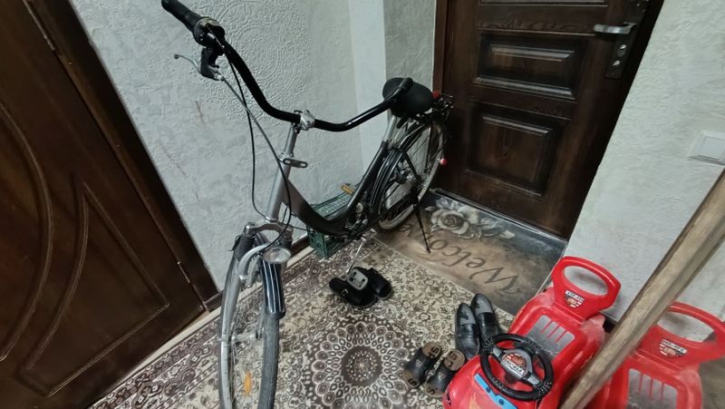 Велосипед скоростной в хорошем состоянии Велосипед скоростной в хорошем состоянии