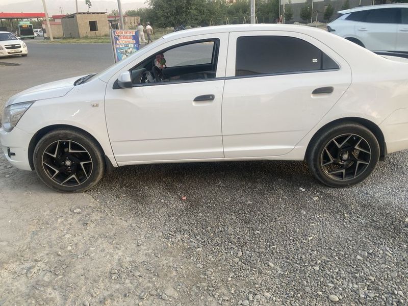 Saka deska 17 baloni bilan Saka deska 17 baloni bilan