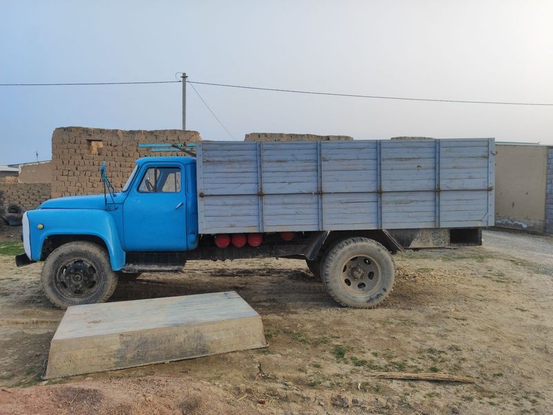 Gaz 52 gaz oʻn sotlad Gaz 52 gaz oʻn sotlad