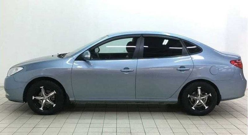 Hyundai Elantra avtomat Hyundai Elantra avtomat