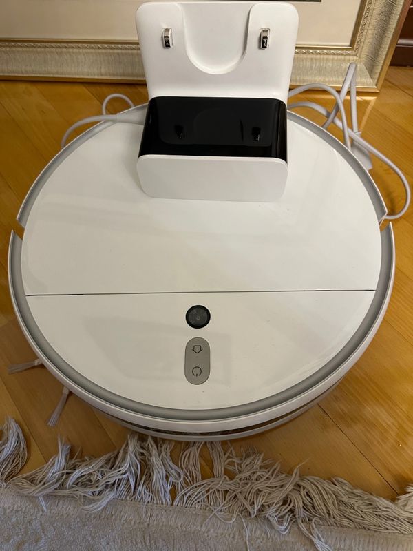 Робот пылесос Mi robot vacuum mop 2 почти новый, не пользовались Робот пылесос Mi robot vacuum mop 2 почти новый, не пользовались