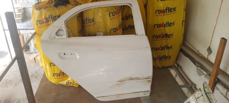 Cobalt orqa eshik oʻng Cobalt orqa eshik oʻng