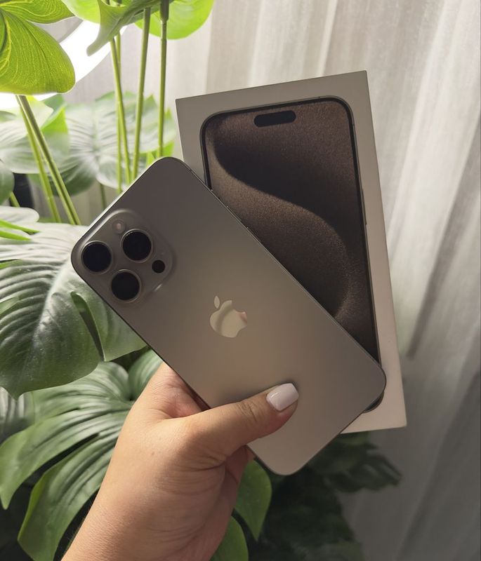 Продаётся IPhone 15 pro Max