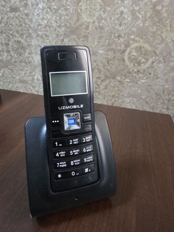 AWP-L600 Uzmobile AWP-L600 Uzmobile