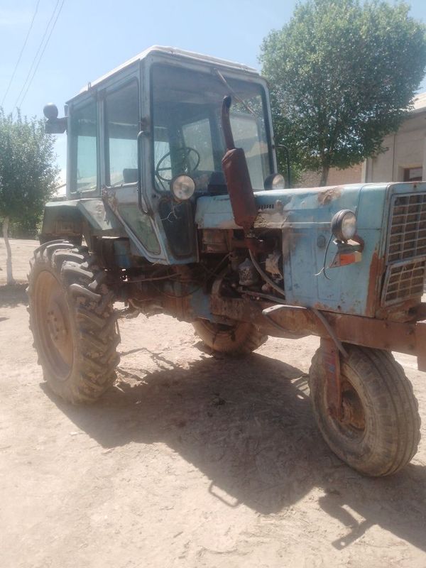 MTZ 80 yaxshi holatda