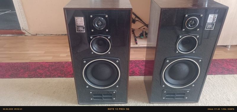 Продаю колонки s90B Продаю колонки s90B