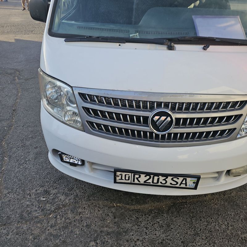 Foton mikroavtobus Foton mikroavtobus