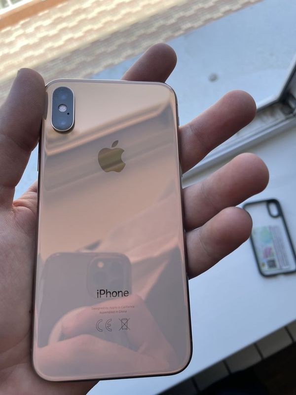 iPhone XS 64gb gold