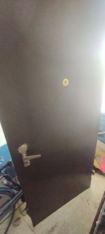 Продаётся железный дверь