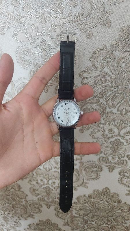 Longines soati sotiladi Longines soati sotiladi