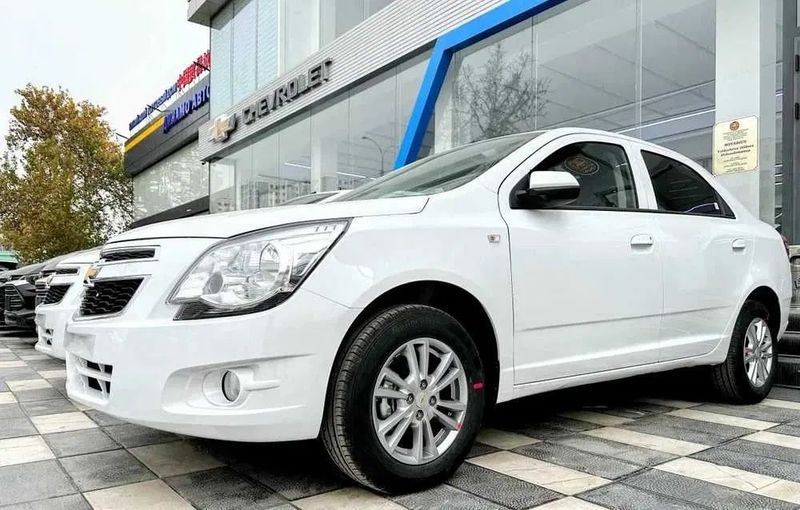Cobalt Yengi Salondan Cobalt Yengi Salondan