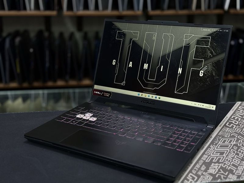 Asus Tuf Gaming 16/1TB RTX-4070 8GB intel core i7-13620H IDEAL