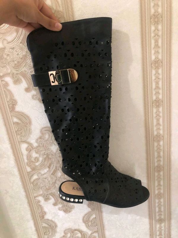 razmer-36 xavo otkazadi kiyilmagan razmer-36 xavo otkazadi kiyilmagan