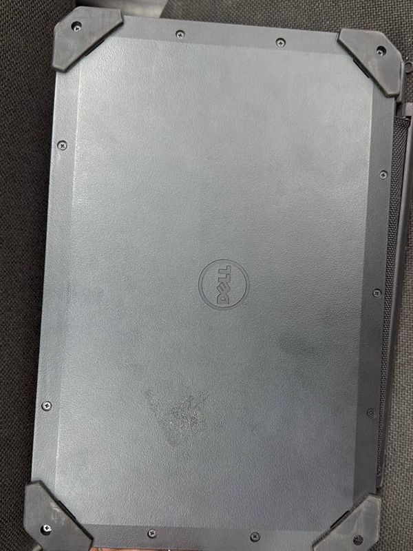 Dell 7220 Ragged Dell 7220 Ragged
