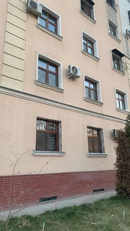 Продаётся 4х комнатная на 1-этаже вдоль дороги, Себзор, ул.Нурафшон Продаётся 4х комнатная на 1-этаже вдоль дороги, Себзор, ул.Нурафшон