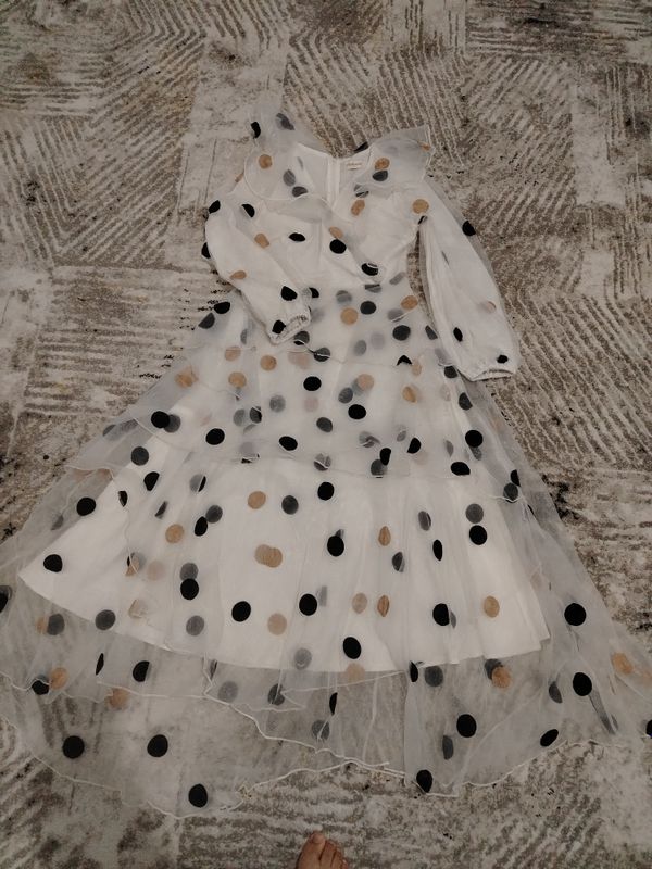 Nafis vecherniy organza ko'ylak