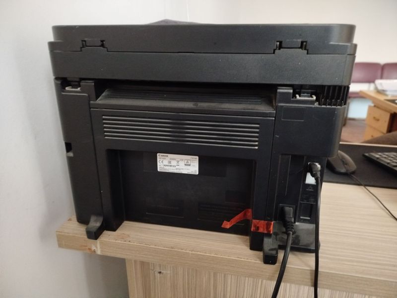 Printer CANON MF211