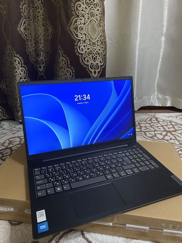 Lenovo V15 G2 IJL