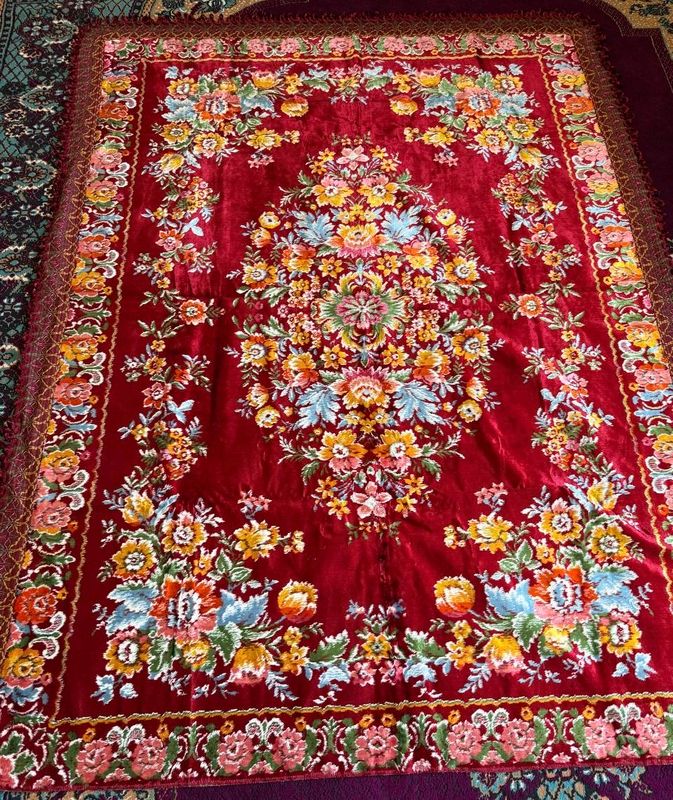 Албанский ковер