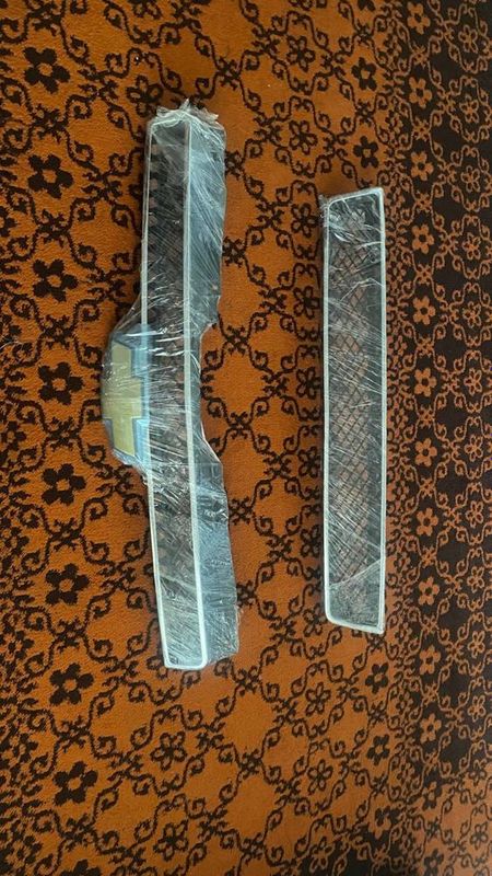 Tahoe radiator panjaralari yangi ishlatilmagan
