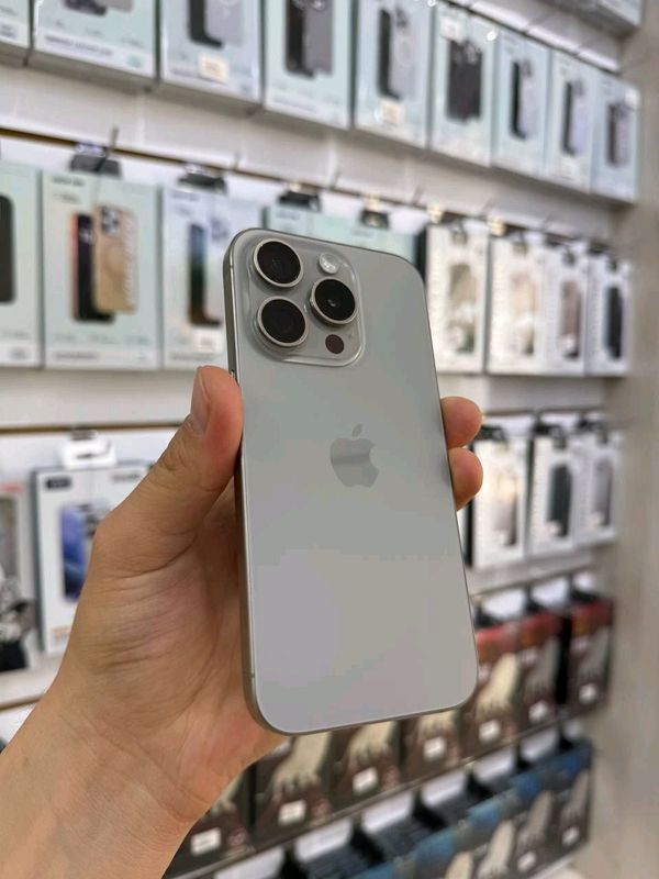 iPhone 15 pro iPhone 15 pro