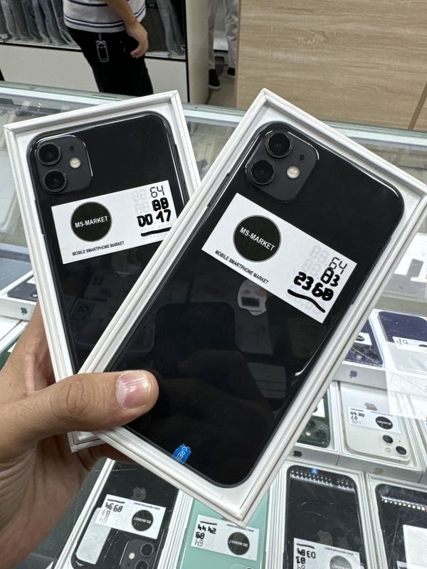 Iphone 11 64gb black ideall