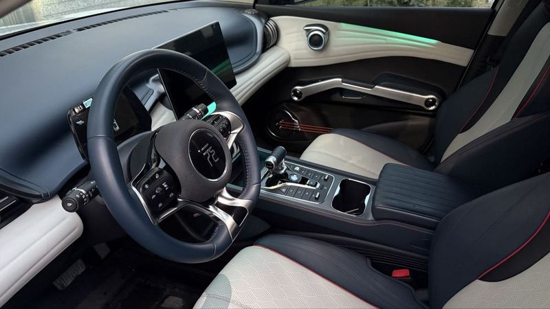 Byd yuan plus 4 позиця