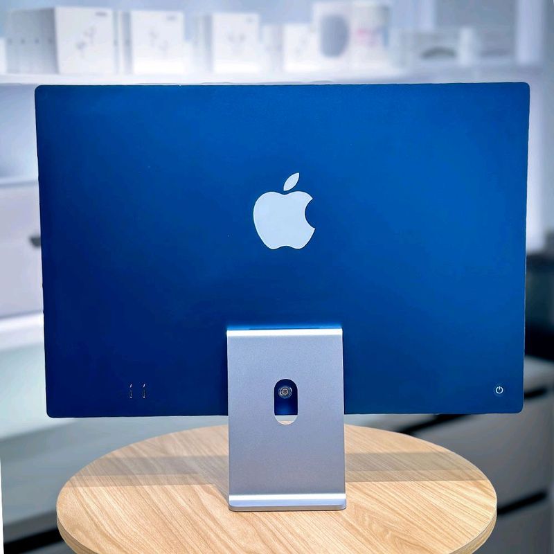 iMac M3 24 blue 10 core GPU with Touch ID