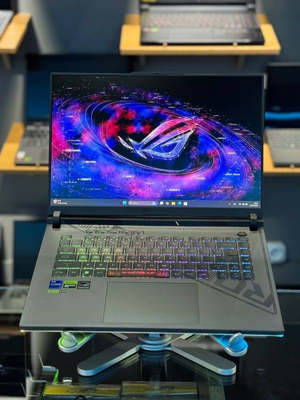Asus rog strix [Nextech_NXT]