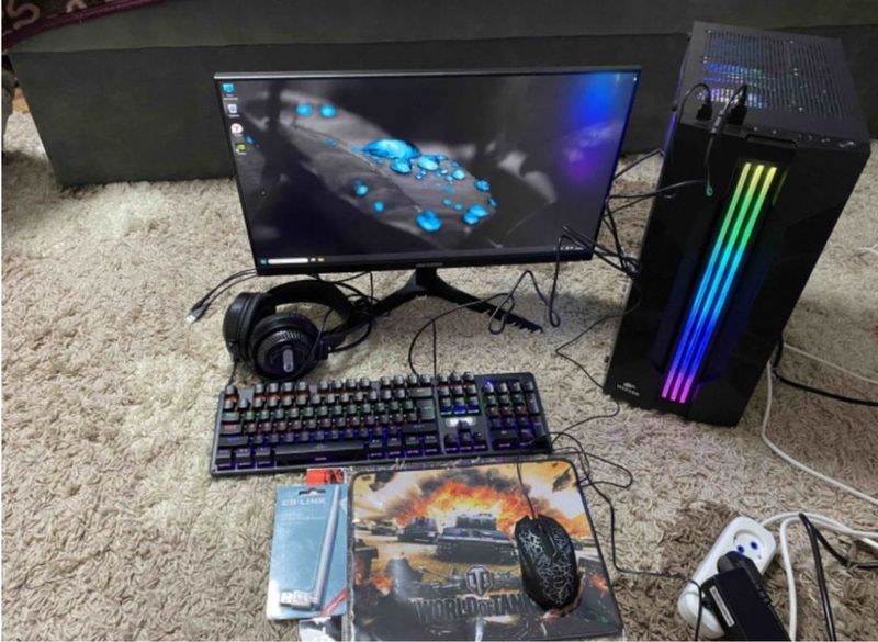 Игровой компьютер в комплекте Игровой компьютер в комплекте