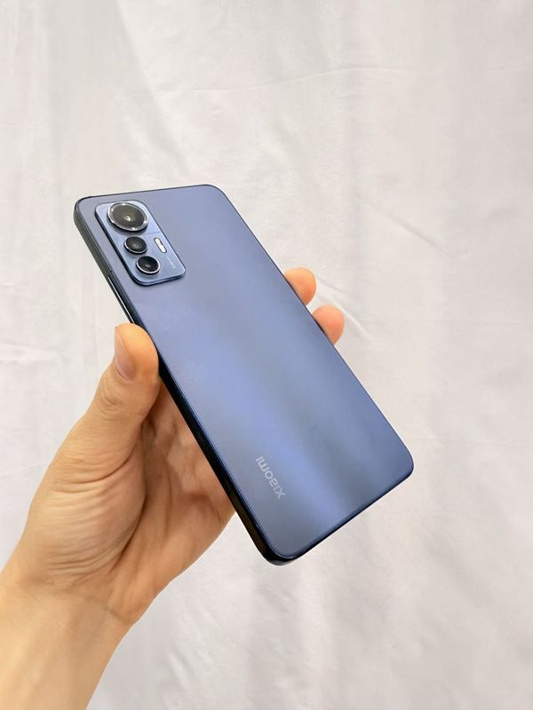 Xiaomi 12 lite Srochna sotiladi Xiaomi 12 lite Srochna sotiladi