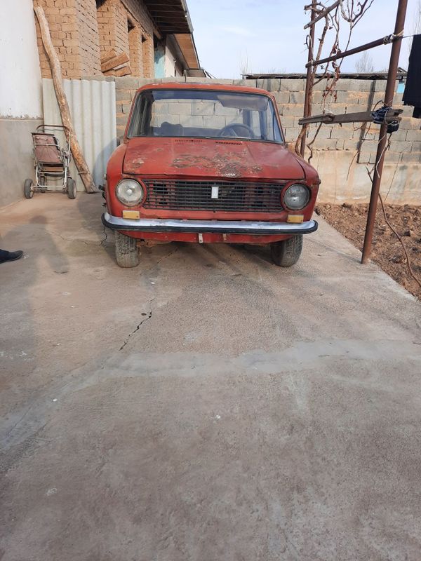 VAZ 21011 yili 1976