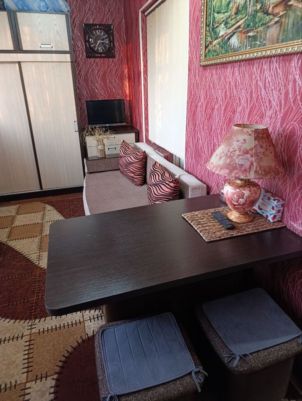 Мебель б/у в хорошем состоянии Мебель б/у в хорошем состоянии