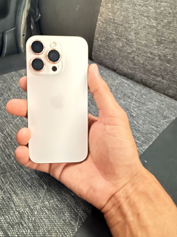 Iphone 16 pro kredit icloudi bor