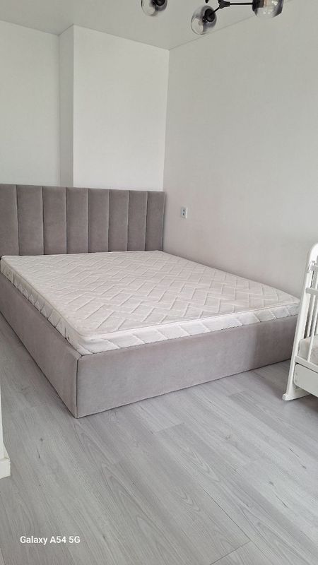 Спальный кровать 190*220 , цена 2600 000 сум