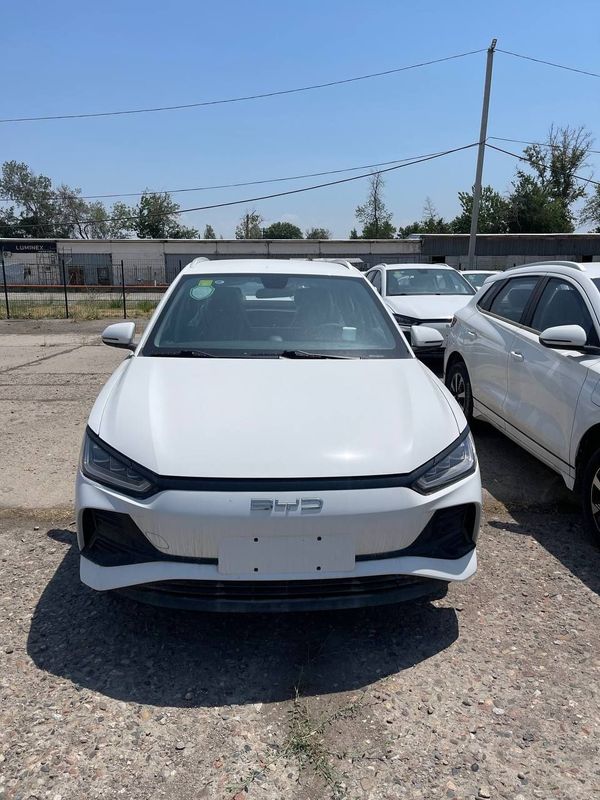 Нотариус BYD E2 luxury 2024