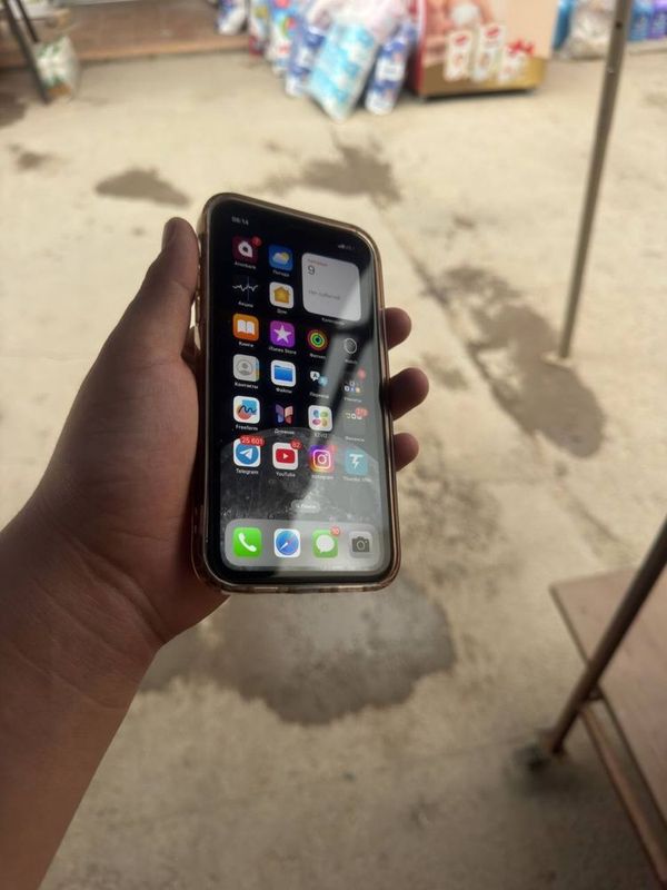 iPhone xr 15 pro korpus 128talik 80yomkist