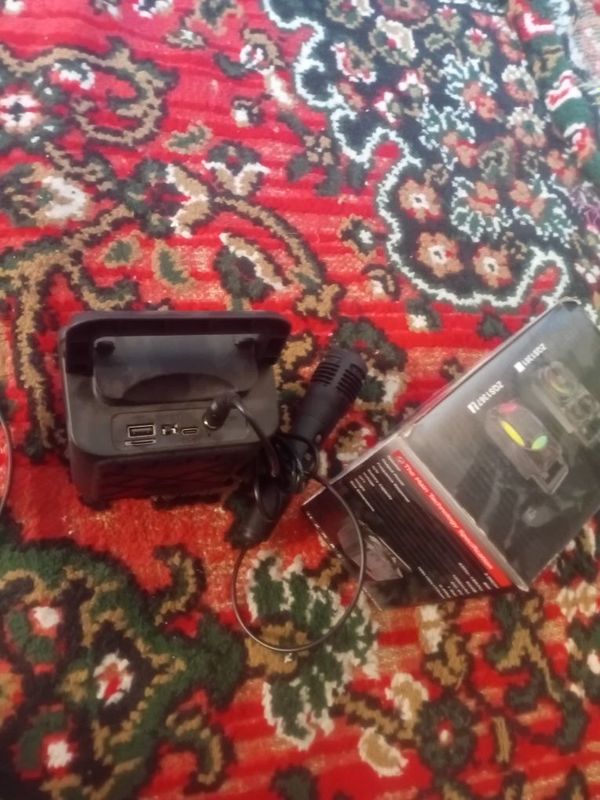 Yangi mikrafon zaryatka kabel bor koropka