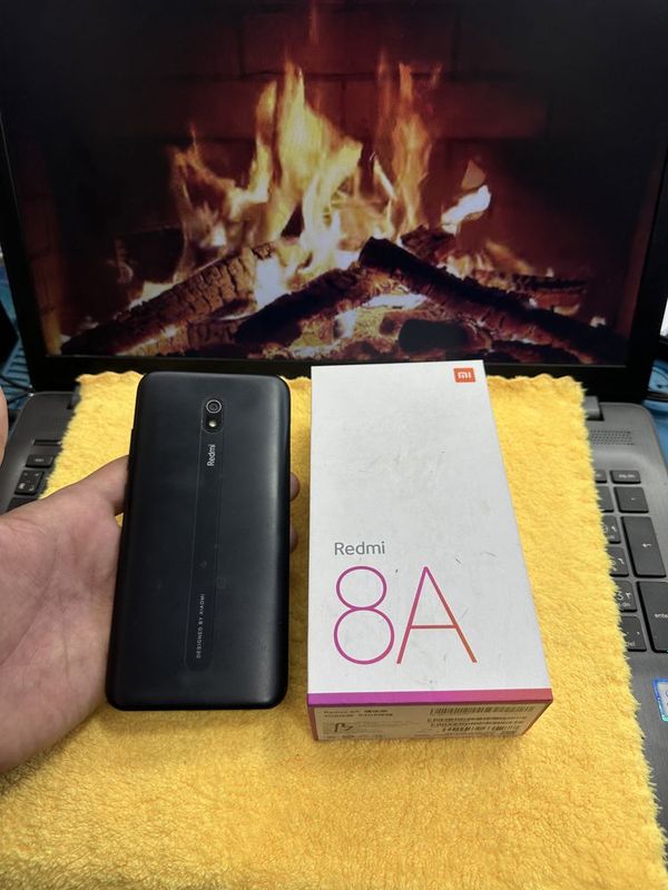 Redmi 8A 64 gb ideyal aybi yoq usta kormagan