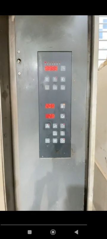 Buxonka pishiradigan pechka sotiladi