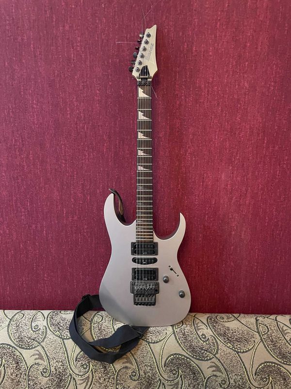 продам гитару " IBANEZ " RG series (JAPAN)