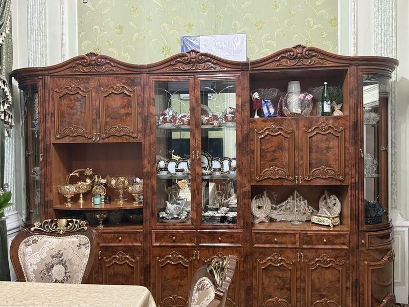 СРОЧНО, Стенка в гостиную , Италия СРОЧНО, Стенка в гостиную , Италия