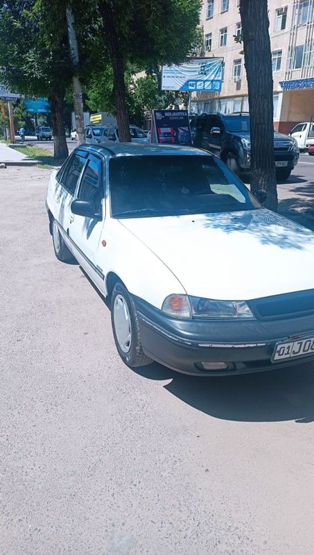 Neksiya 1 2007 holati yaxshi Neksiya 1 2007 holati yaxshi