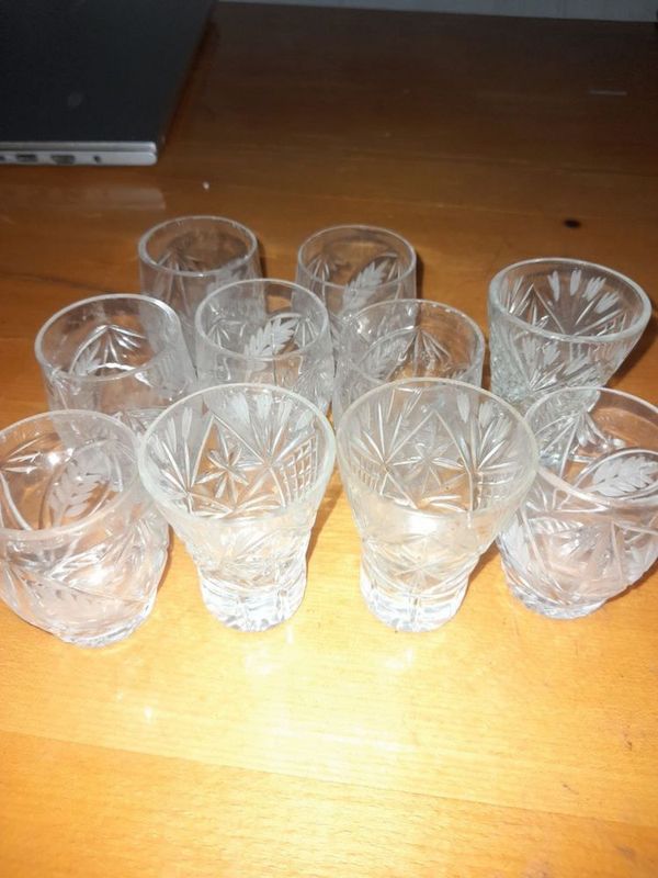 Xrustal 10 ta xolati yaxshi Xrustal 10 ta xolati yaxshi