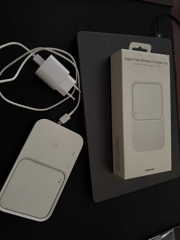 Беспроводная зарядка Самсунг Super Fast Wireless Charger Duo Беспроводная зарядка Самсунг Super Fast Wireless Charger Duo