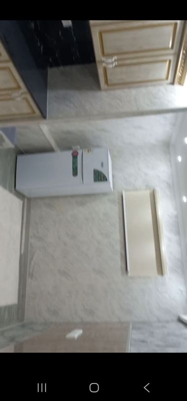 квартира с апартаментах с телевизора, в подвале