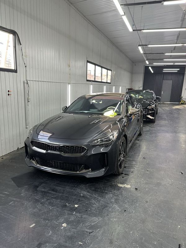 Kia stinger 3.3 twin turbo 4awd