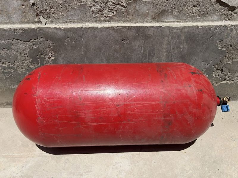 Газ балон сотилади камплект 100 тали