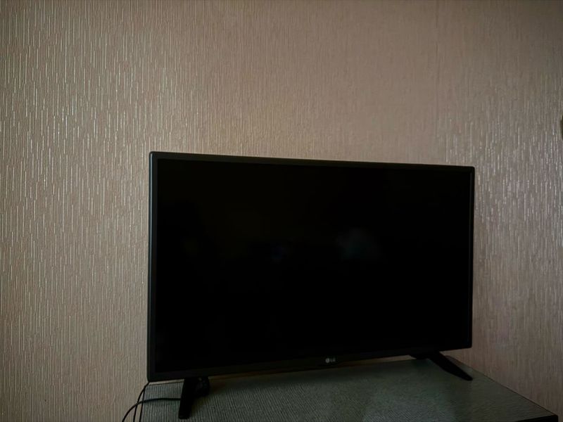 Телевизор LG 32LF510U LED Телевизор LG 32LF510U LED