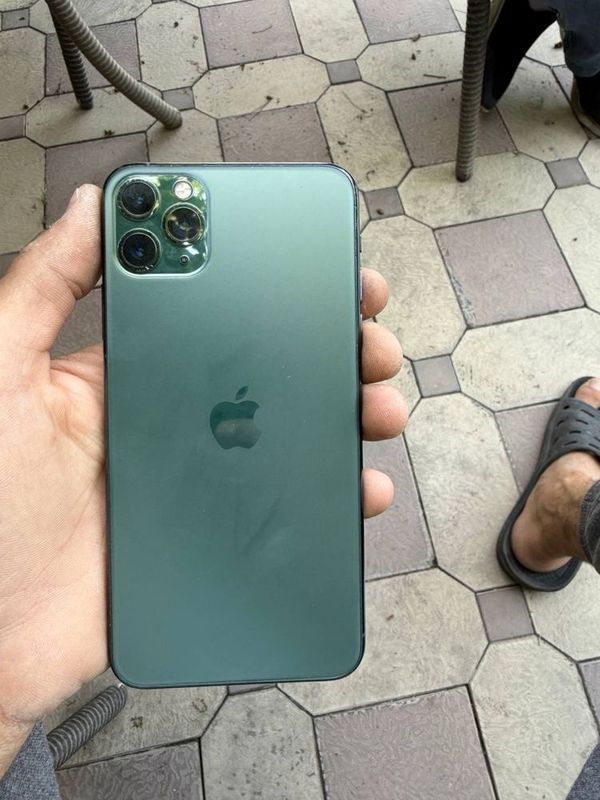 Iphone 11 pro max sotiladi 256 Iphone 11 pro max sotiladi 256